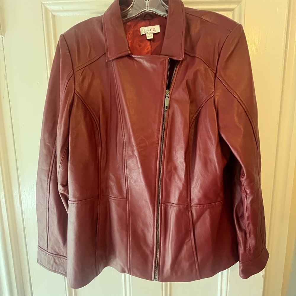Women's Burgundy Red Leather Jacket EUC